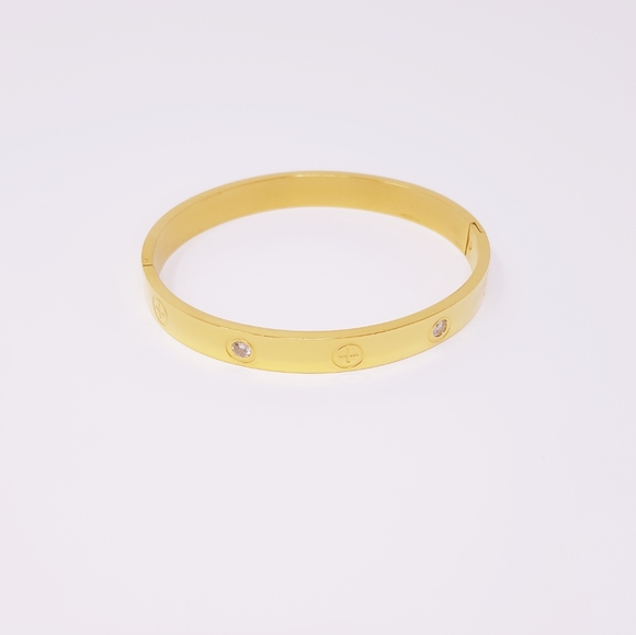 Stainless Steel Gold Bracelet - Picture 2 of 7